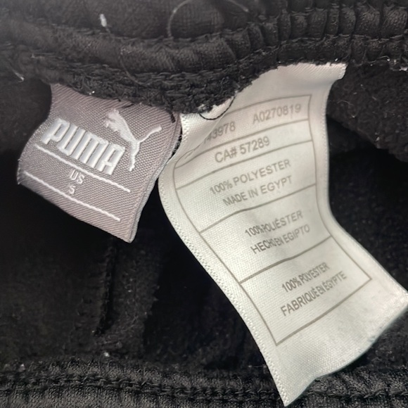 Puma 2 piece set size boys 5. Short sleeve top and slinky sweatpants bottoms - Picture 10 of 11